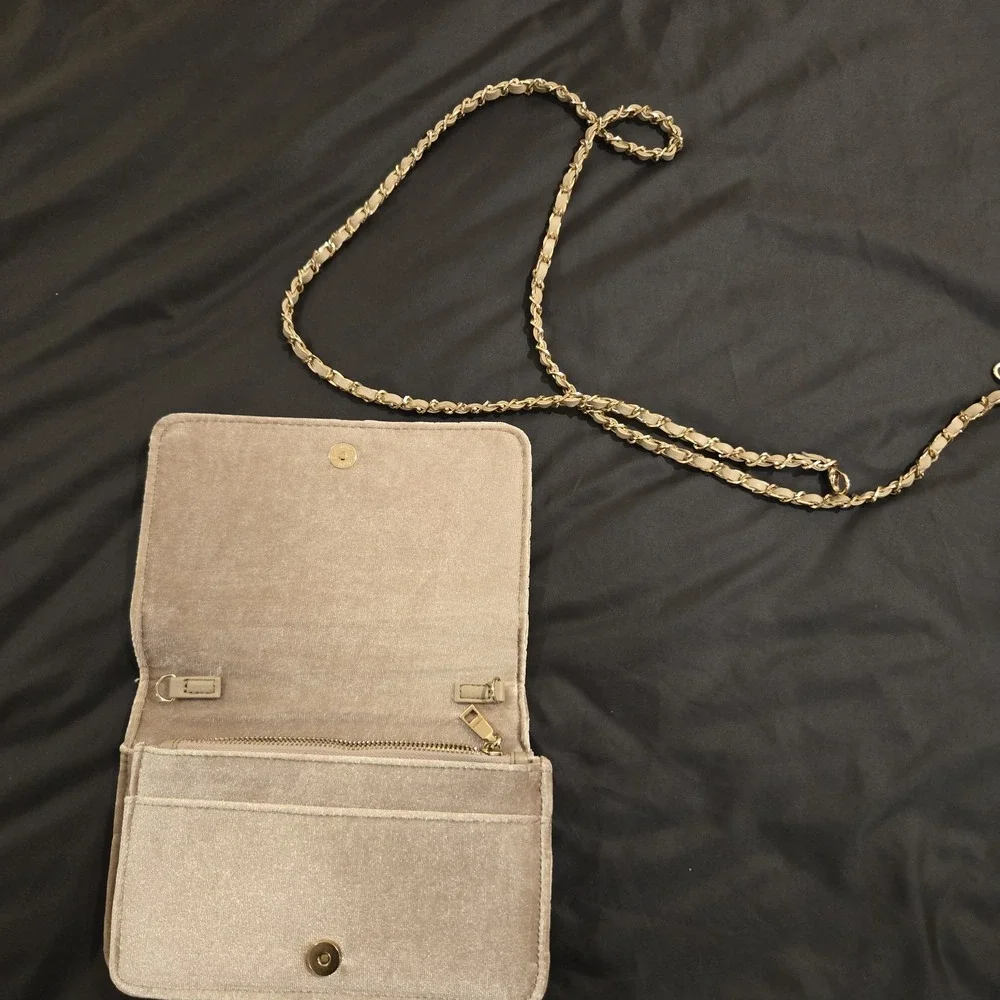 BEBE Purse Clutch Suede Feel Quilted‎ Crossbody w/ Removeable Strap